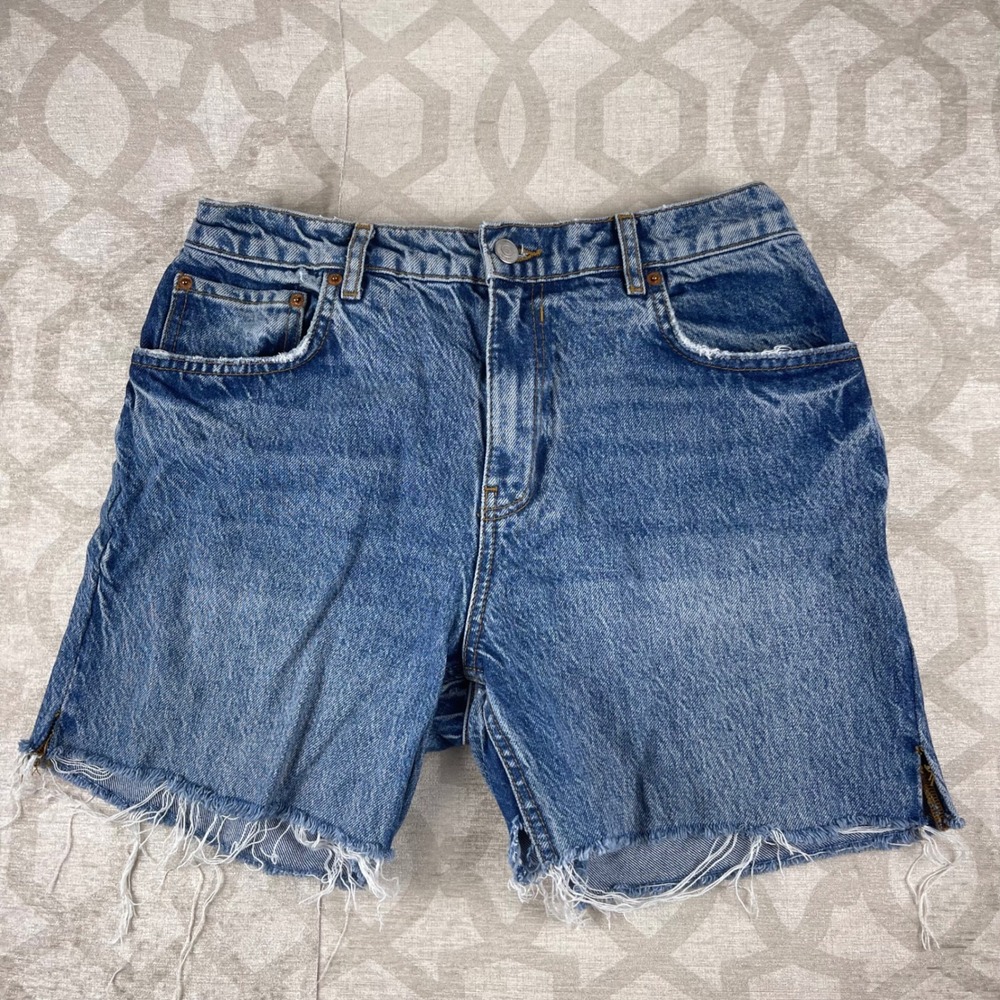 Zara High Rise Denim Shorts Women Size 12 Blue Excellent Frayed Hem Side Slit